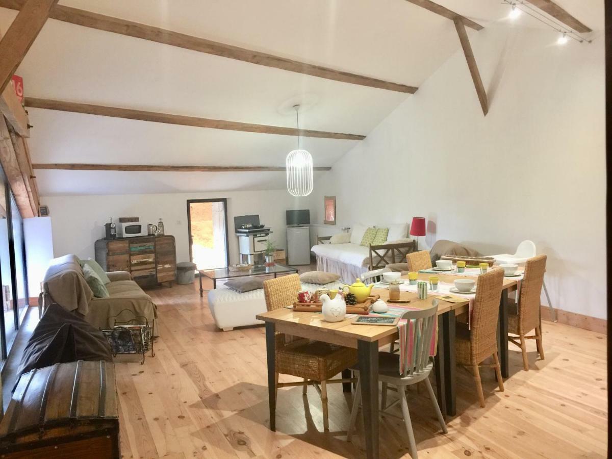 Magnificent Renovated Farmhouse - 10 Min A7 - Διαμέρισμα Anneyron Εξωτερικό φωτογραφία
