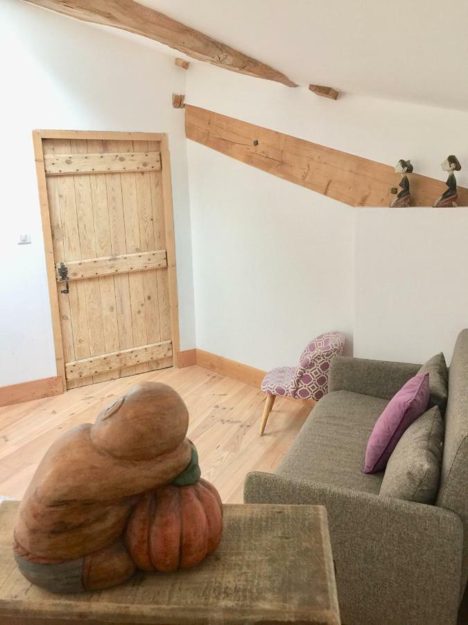 Magnificent Renovated Farmhouse - 10 Min A7 - Διαμέρισμα Anneyron Εξωτερικό φωτογραφία